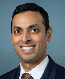 Portrait of Suhas Subramanyam